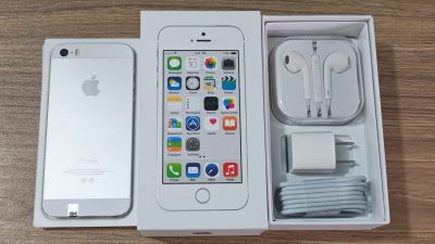 Apple iPhone 5s Unlockd 16GB 32GB 64GB iOS 12 Silver Gold Black With Accessories