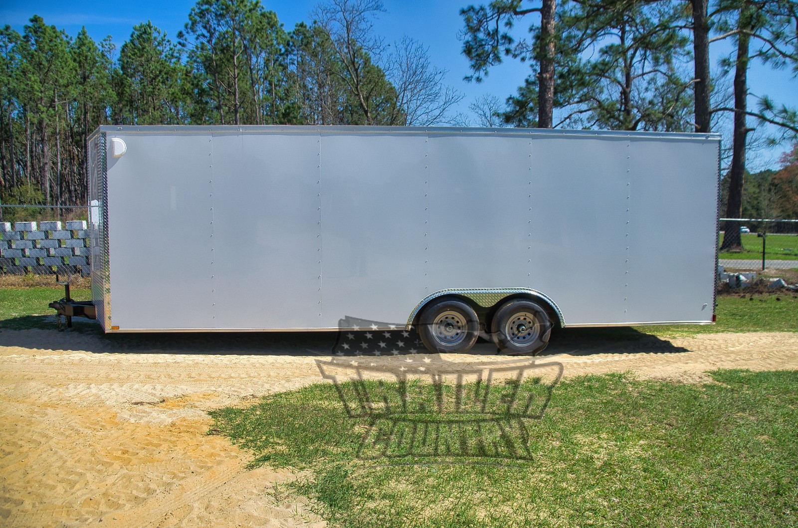 NEW 2026 8.5X24 8.5 x 24 V- Nose Enclosed Car Hauler Cargo Trailer 10K + Ramp