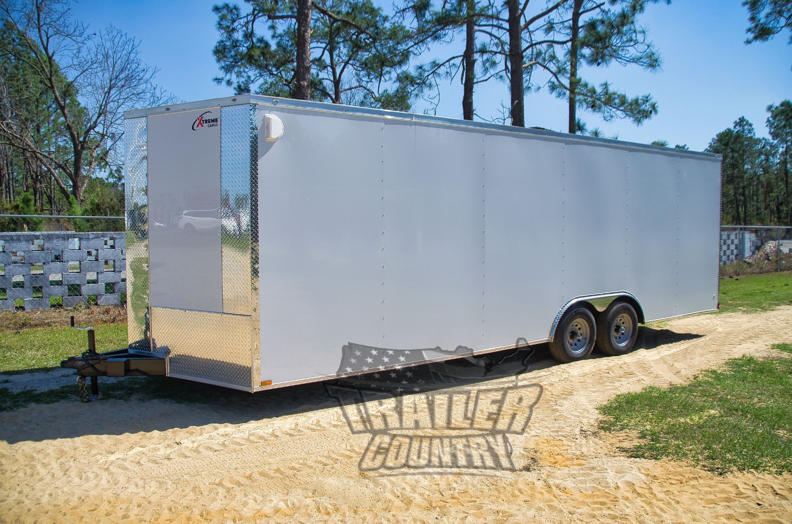 NEW 2026 8.5X24 8.5 x 24 V- Nose Enclosed Car Hauler Cargo Trailer 10K + Ramp