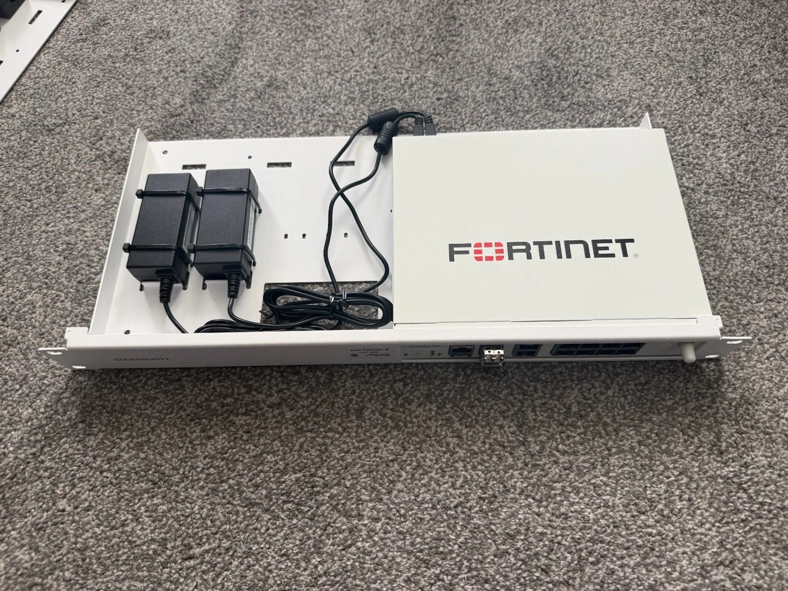 Fortinet FG-90G Fortigate 90G Network Firewall with Dual Power Adapter and Mount