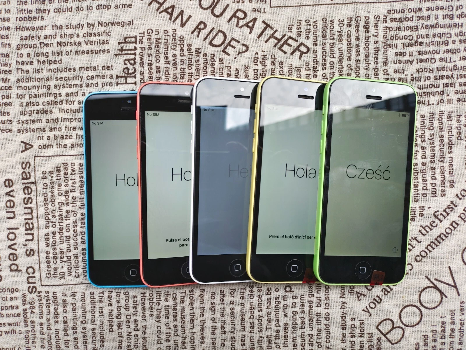 Apple iPhone 5C UNlocked 8/16/32GB BLUE/GREEN/PINK/WHITE/ YELLOW - New Battery