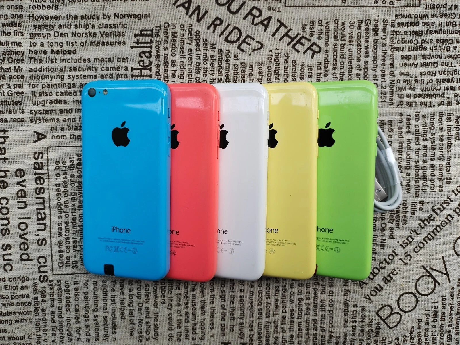 Apple iPhone 5C UNlocked 8/16/32GB BLUE/GREEN/PINK/WHITE/ YELLOW - New Battery