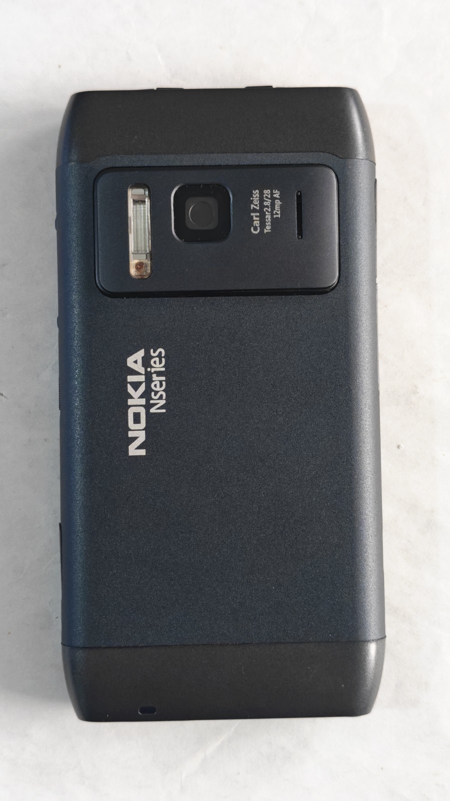 Nokia N8 N8-00 3G WIFI GPS 12MP Touchscreen 3.5" 16GB Smartphone Reboxed
