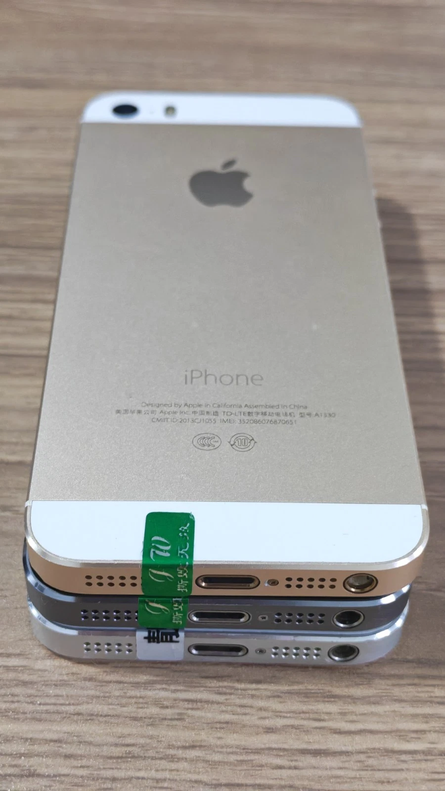 Apple iPhone 5s Unlockd 16GB 32GB 64GB iOS 12 Silver Gold Black With Accessories