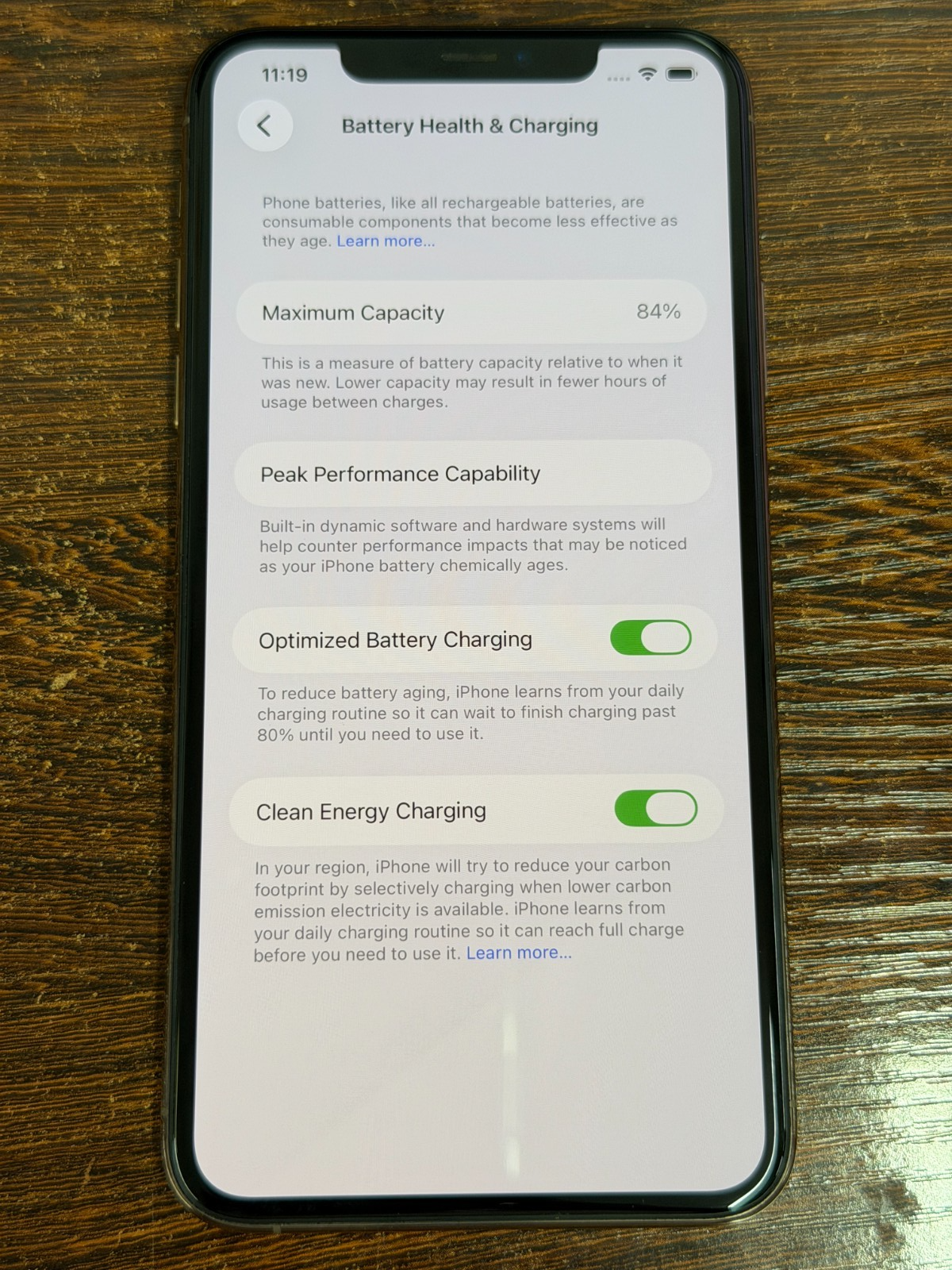 UNLOCKED iPhone 11 Pro Max 64GB Gold - 84% Batt - Excellent Used Condition