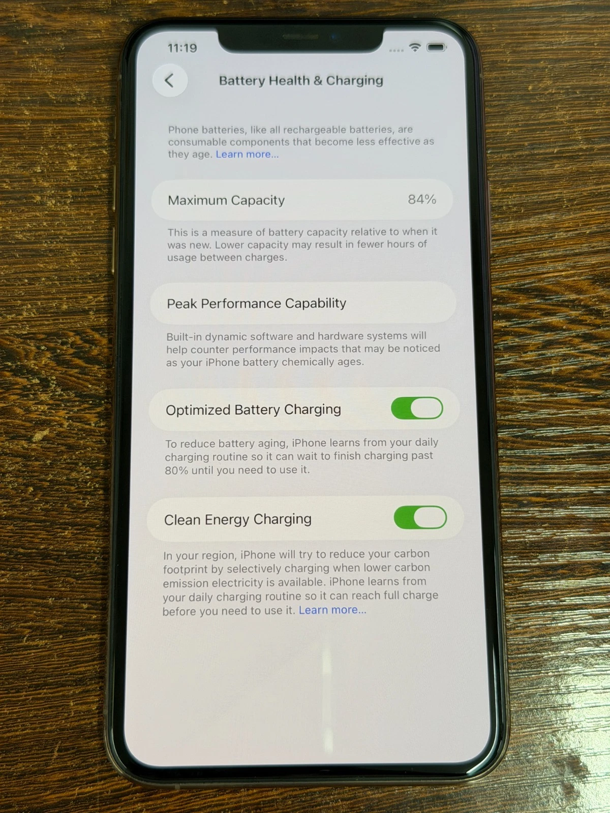 UNLOCKED iPhone 11 Pro Max 64GB Gold - 84% Batt - Excellent Used Condition
