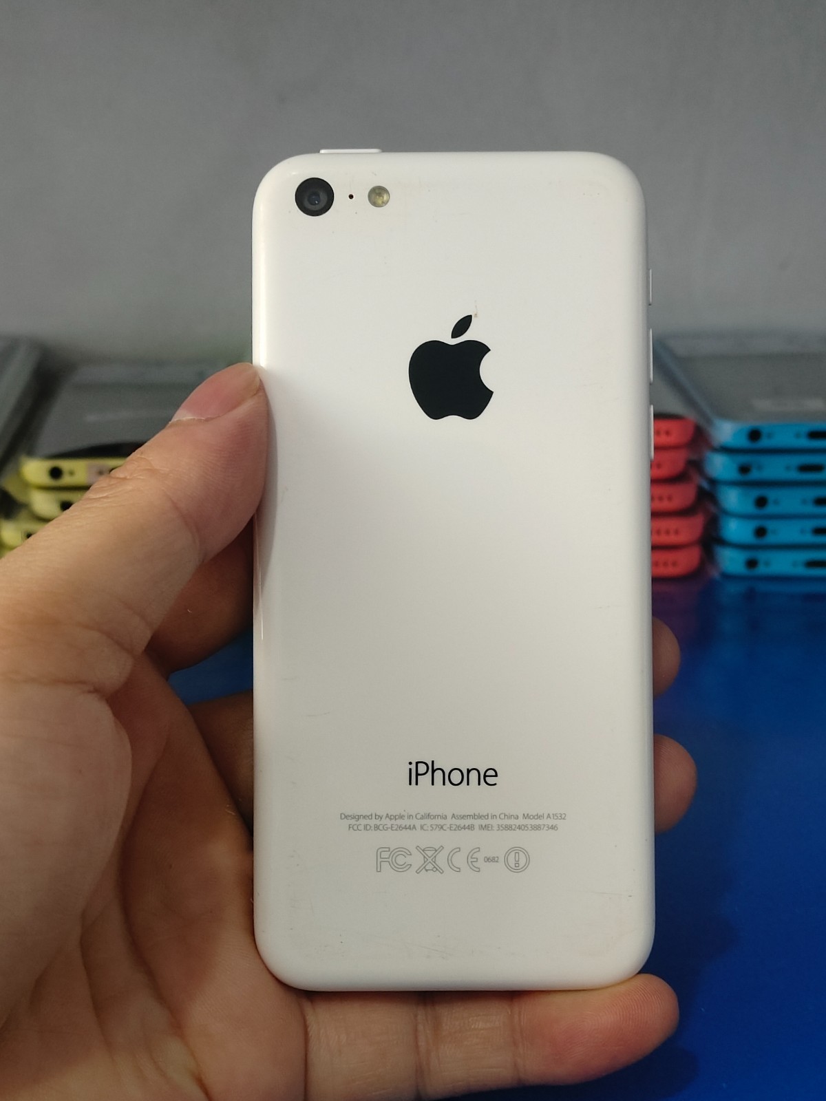 Apple iPhone 5c 8/16/32GB UNLOCKED ALL COLOR 4'' 8MP GOOD GIFT Tested Working