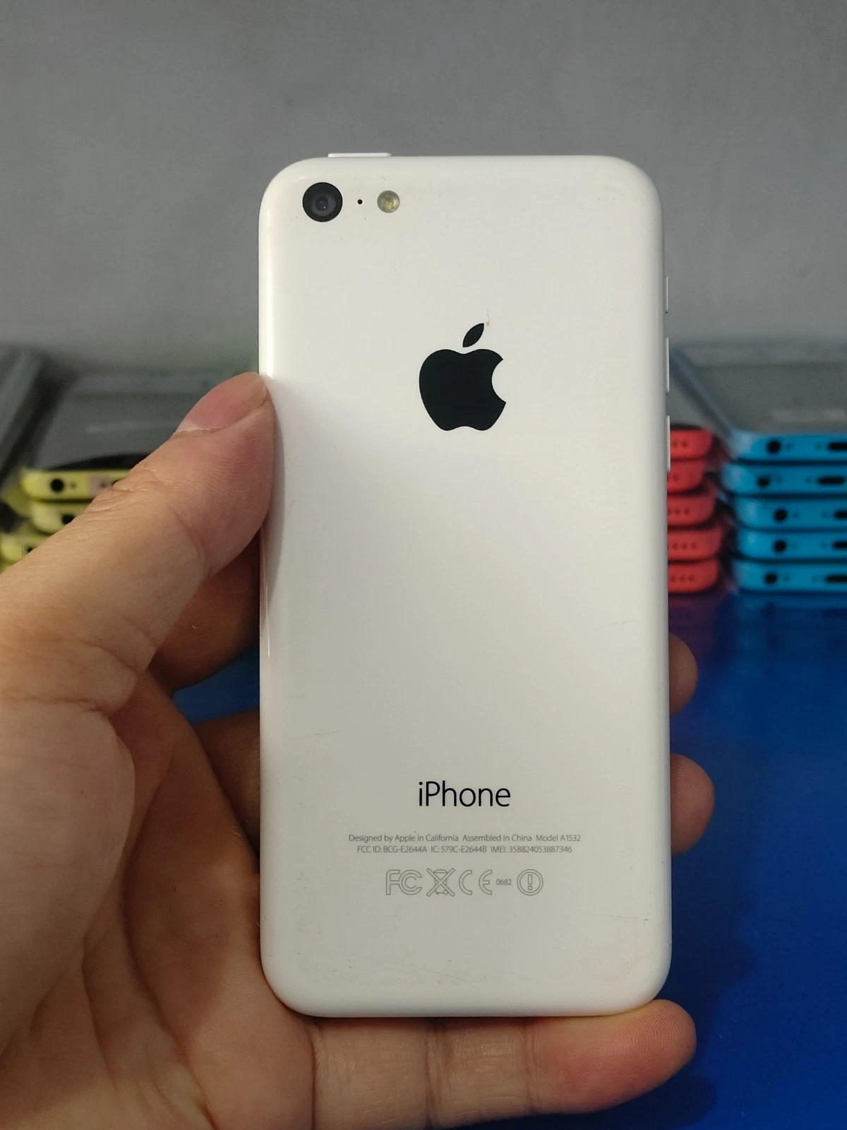 Apple iPhone 5c 8/16/32GB UNLOCKED ALL COLOR 4'' 8MP GOOD GIFT Tested Working
