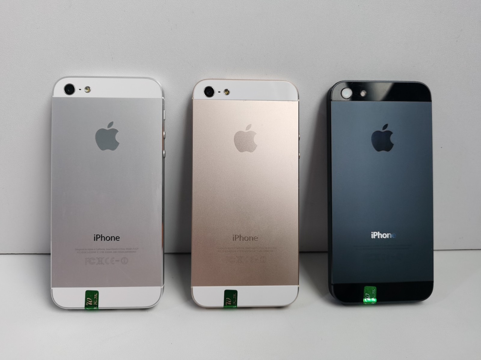 Apple iPhone 5 Black Silver Gold 16 GB 32 GB 64GB Unlocked New Battery Test