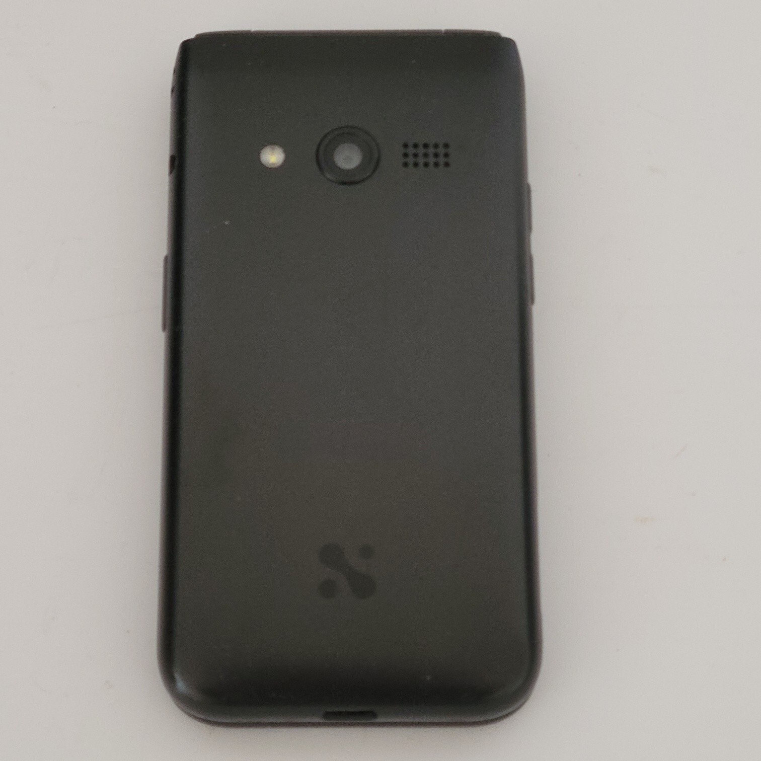 ALT MIVE AT-M120 Style Folder cell phone 32GB LTE/3G Black Unlocked